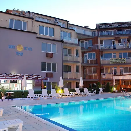 Sunny House Family Complex *