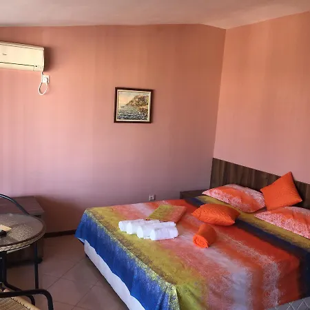 Sunny House Family Complex Aparthotel
