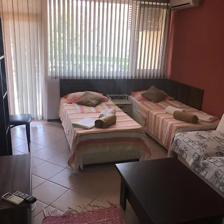 Lejlighedshotel Sunny House Family Complex 3*