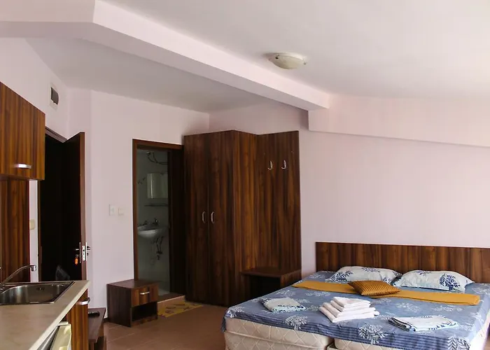 Sunny House Family Complex Hotel apartamentowy 3*