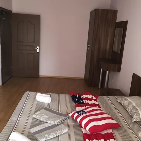 Sunny House Family Complex 아파트호텔