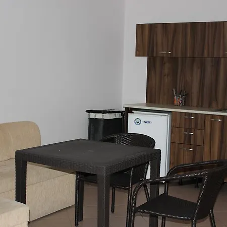 Апарт-готель Sunny House Family Complex Несебир