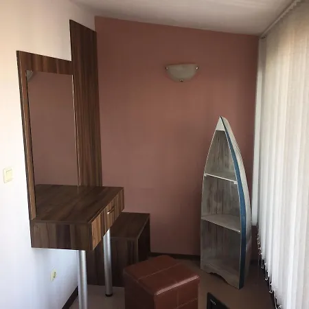 아파트호텔 Sunny House Family Complex 네세부르