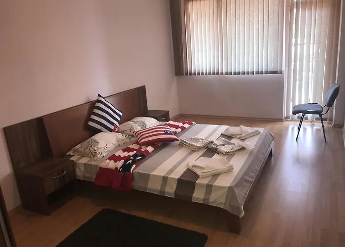 Sunny House Family Complex Aparthotel 3*